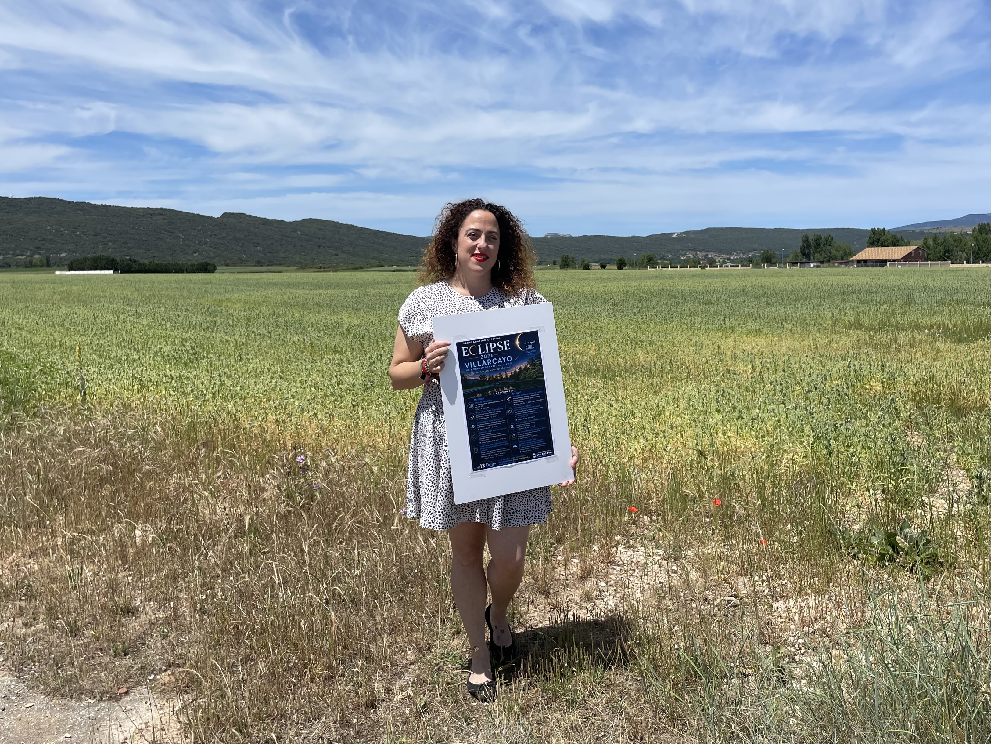 Estefanía López, concejala de Cultura, en el Campo de Aviación.